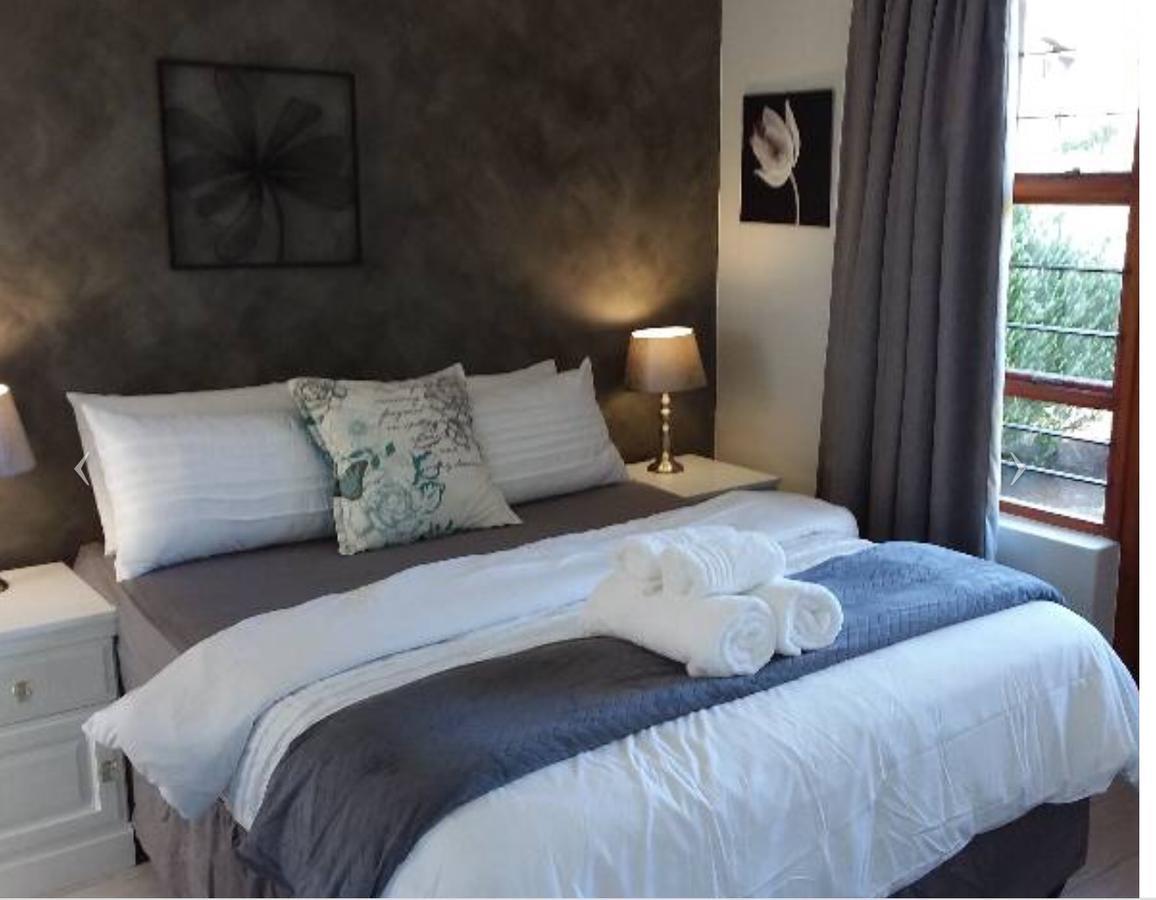 Appartement Whale Rock Gardens à Plettenberg Bay Extérieur photo